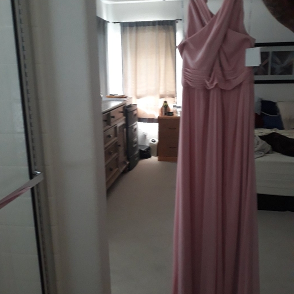 Long flowing rose prom/bridesmaid dress - Picture 6 of 6